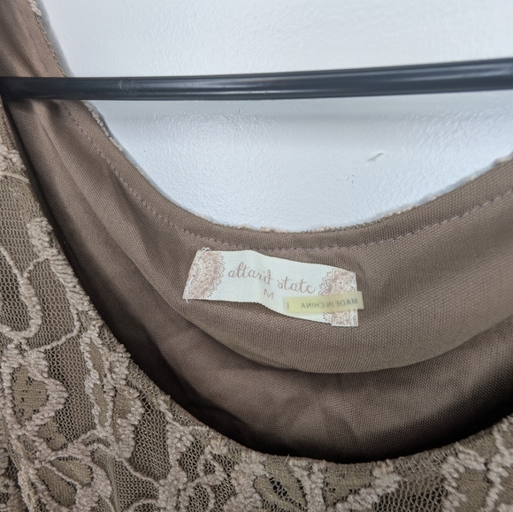 Alter'd State Lace Shift Dress Dress in Btown Size Medium - Picture 2 of 11